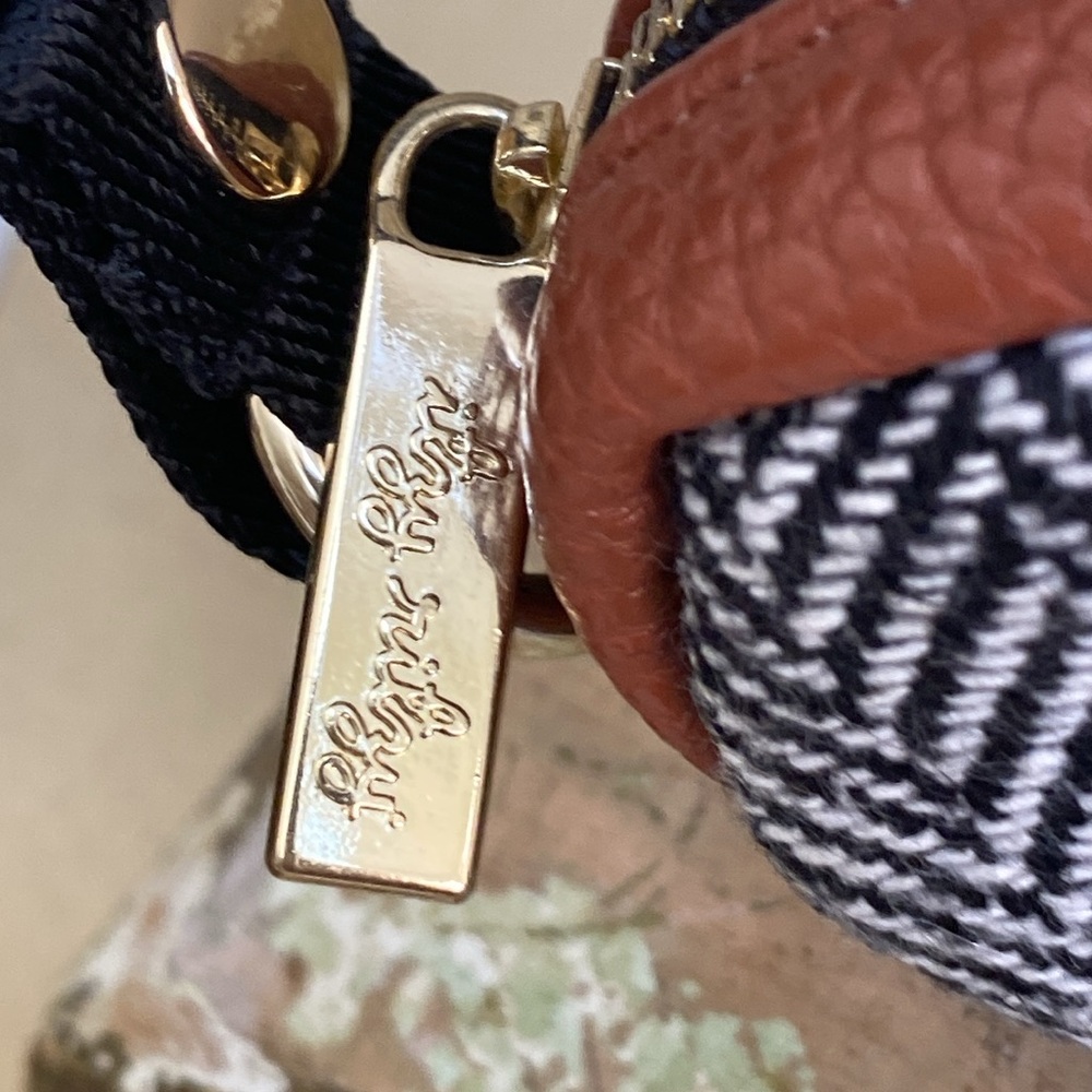 itzy ritzy Black & Brown Mini Wristlet for Kids - Picture 3 of 12
